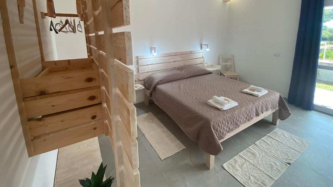 I Tre Schen Hotel Calasetta Kültér fotó