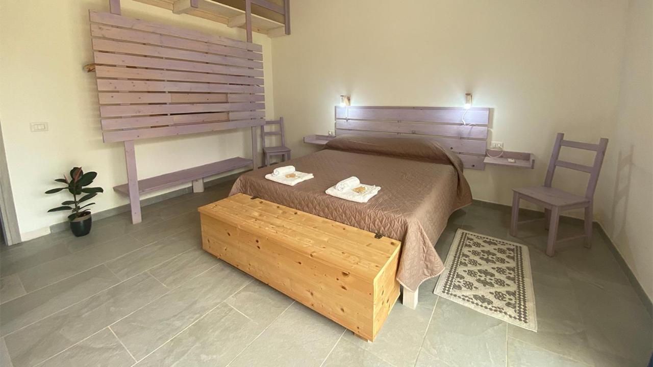 I Tre Schen Hotel Calasetta Kültér fotó